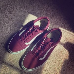 Lightly worn Maroon/burgundy Vans